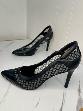 Marc Fisher Dalta Black Mesh Pointed Toe Stiletto Pumps Size 7M